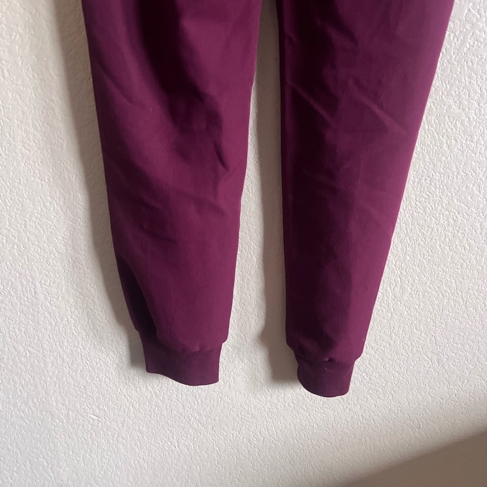 Figs Maroon Jogger Pants with Gray Drawstring Technical Collection Zamora - Picture 4 of 6